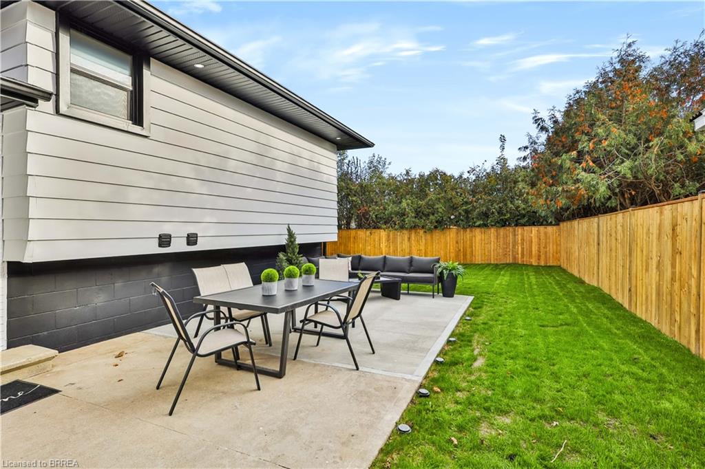 6 Adelaide Avenue Property Photo 29