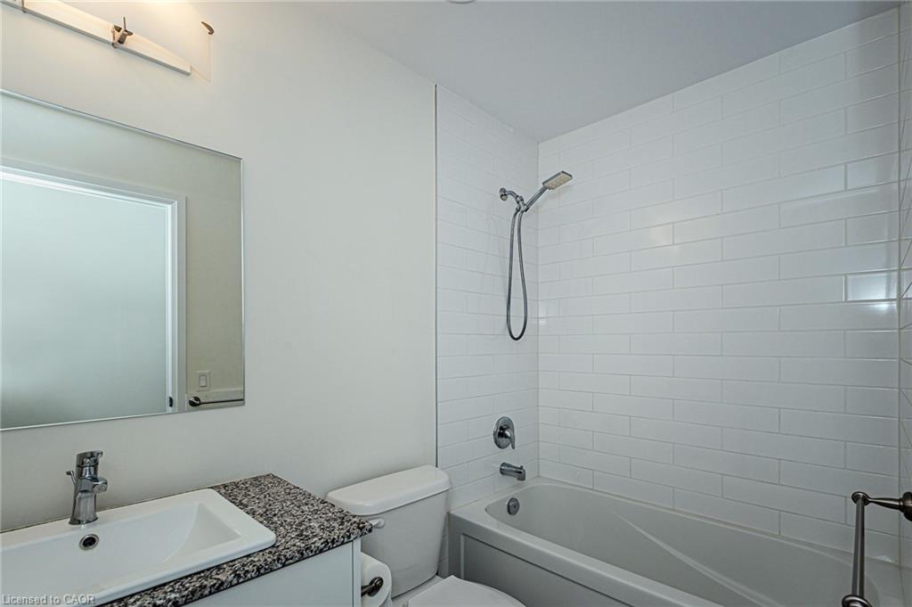 1806-60 Charles Street W Property Photo 17