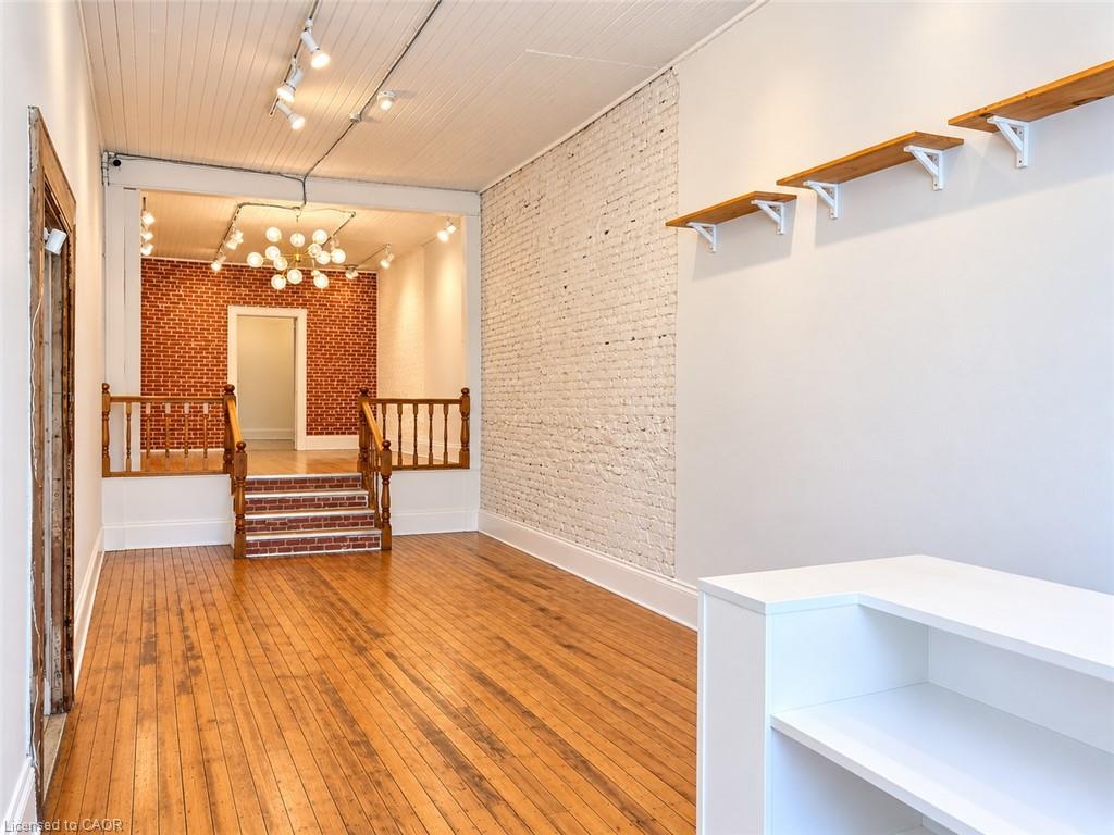 133 James Street N Property Photo 1