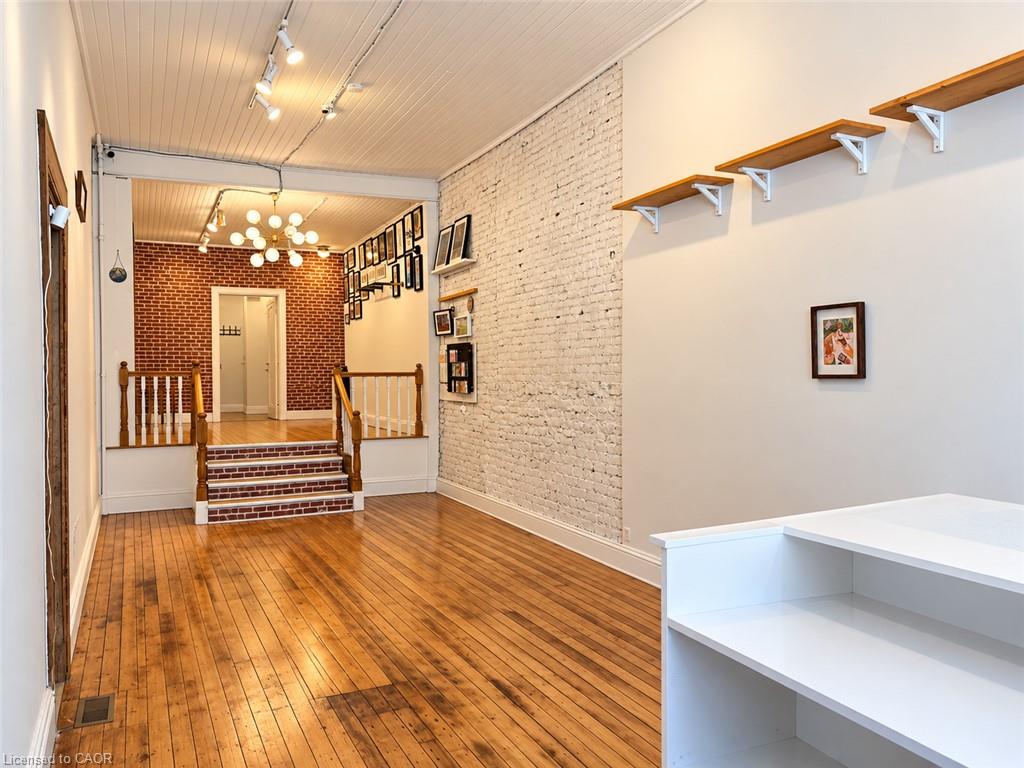 133 James Street N Property Photo 4