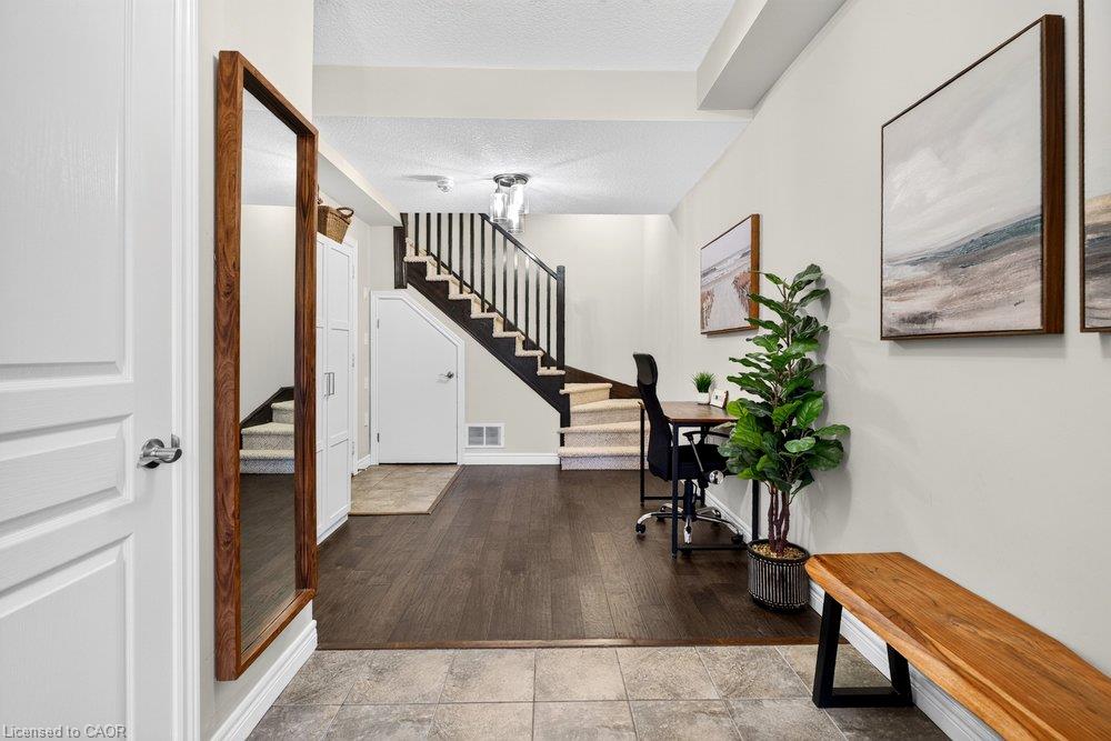 9 Bloom Crescent Property Photo 2