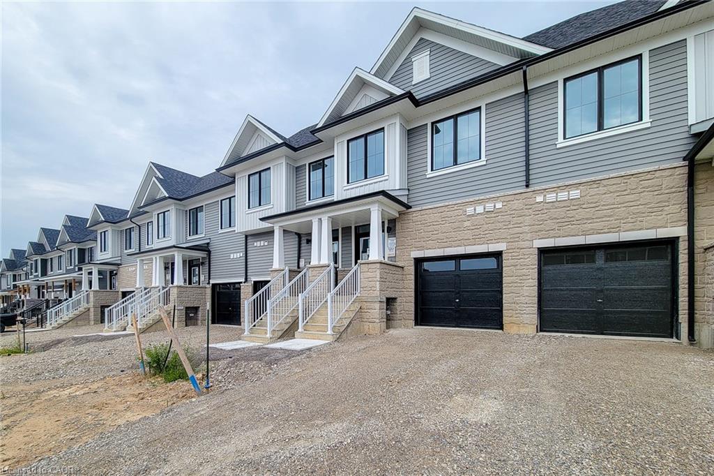 4 Elite Crescent Property Photo 2