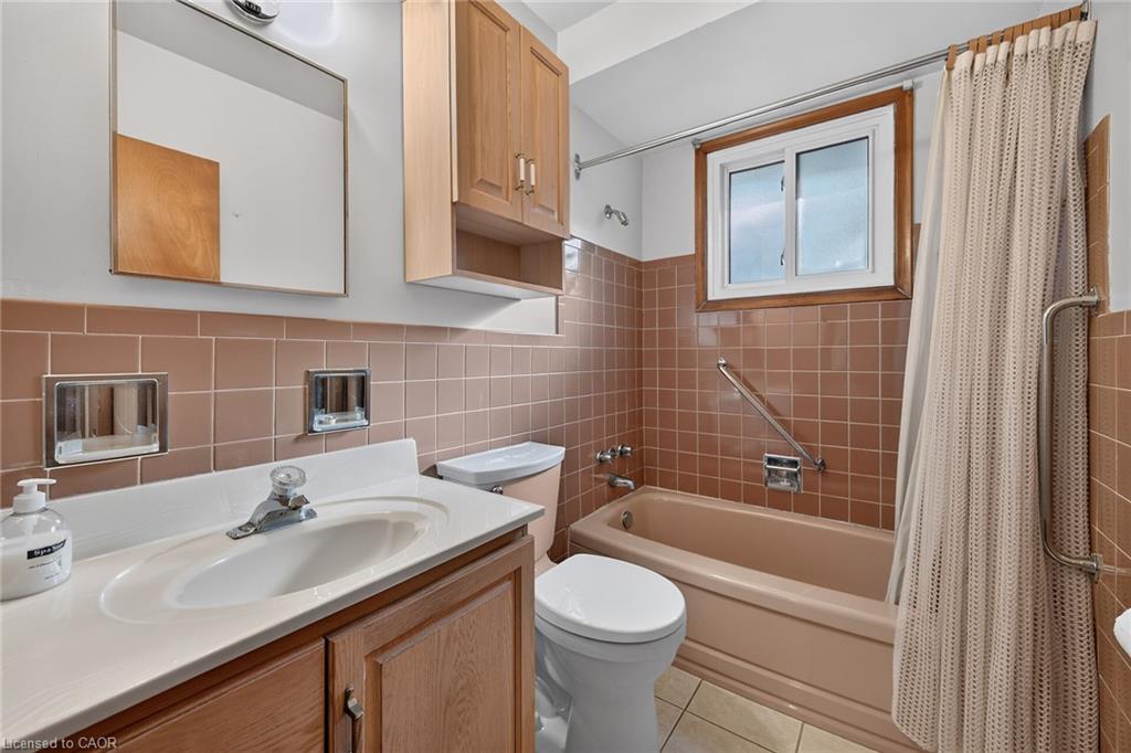 145 East 25th Street Property Photo 22