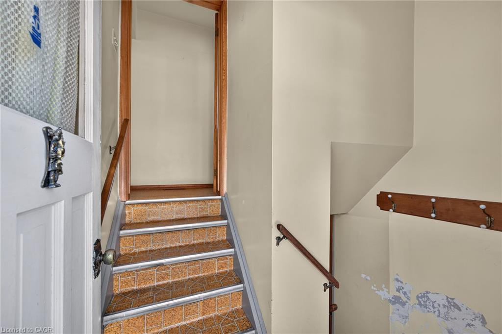 145 East 25th Street Property Photo 23