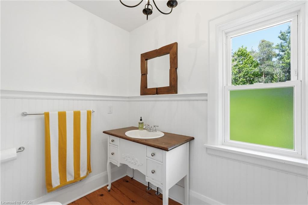 6123 Guelph Line Property Photo 31