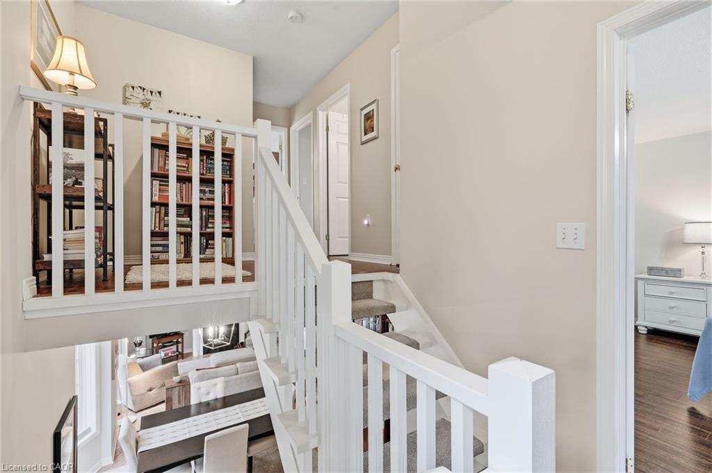 7-348 Highland Road W Property Photo 28