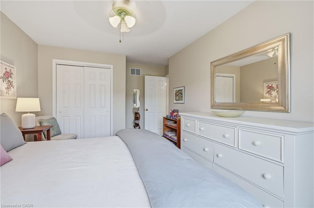 7-348 Highland Road W Property Photo 36