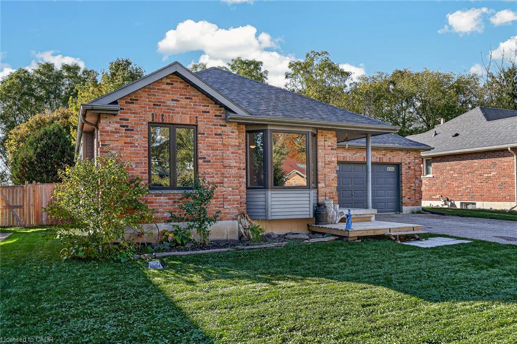 37 Spring Street Property Photo 8