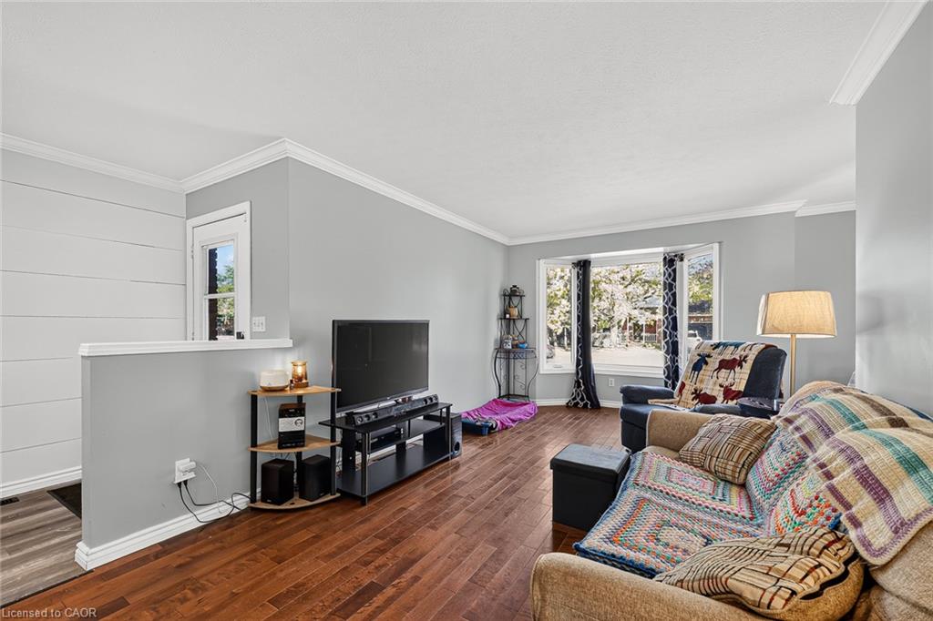 37 Spring Street Property Photo 15