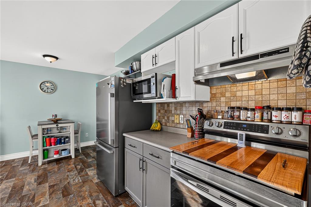 37 Spring Street Property Photo 18