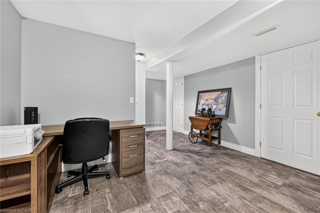 37 Spring Street Property Photo 30