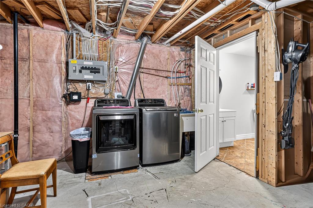 37 Spring Street Property Photo 39