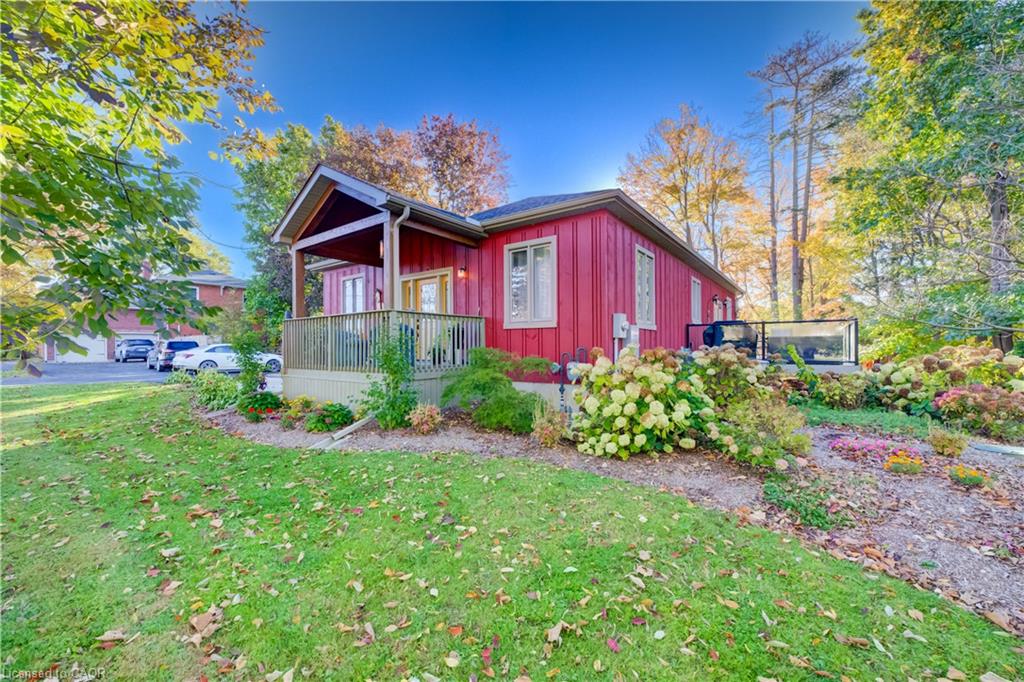 1076 Front Road Property Photo 1