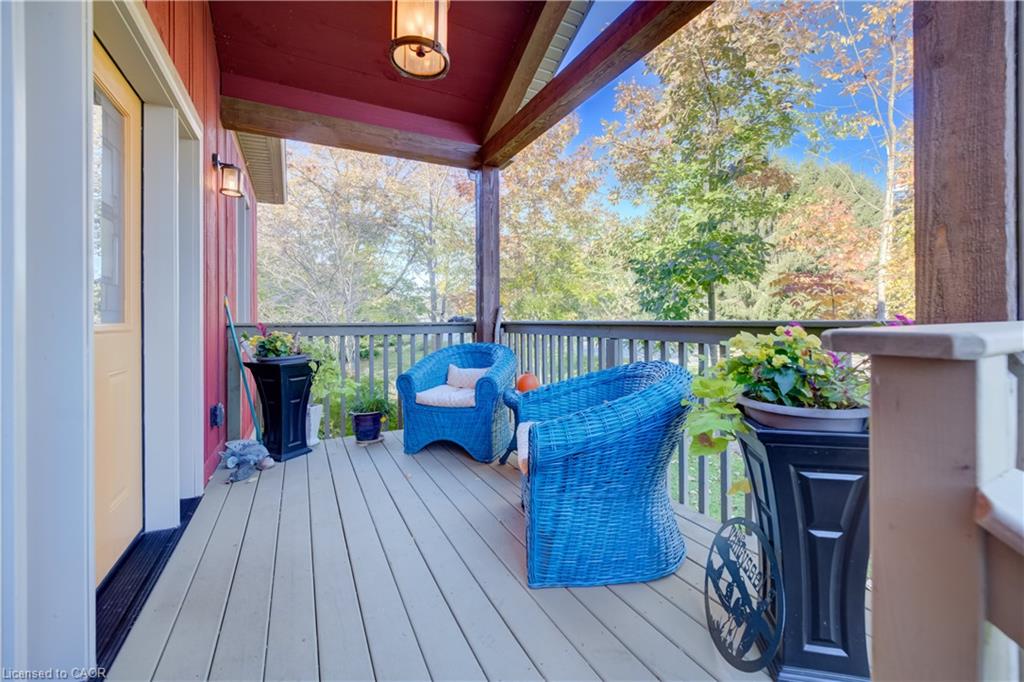 1076 Front Road Property Photo 4