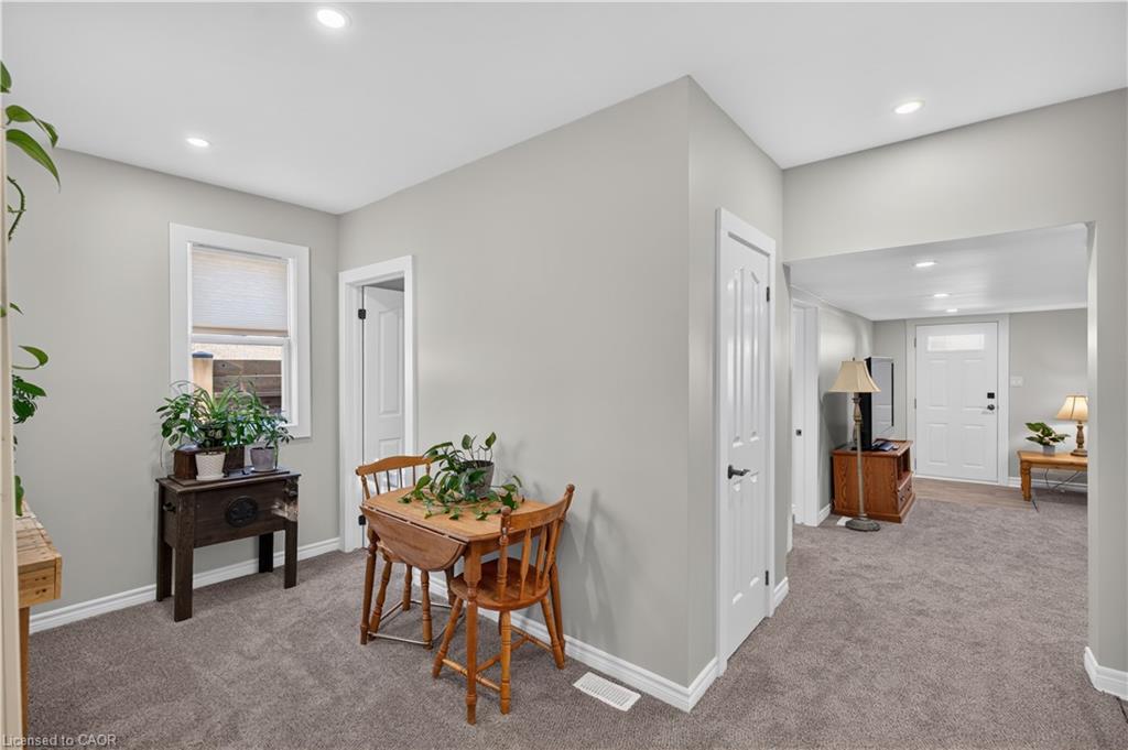 60 Division Street Property Photo 18