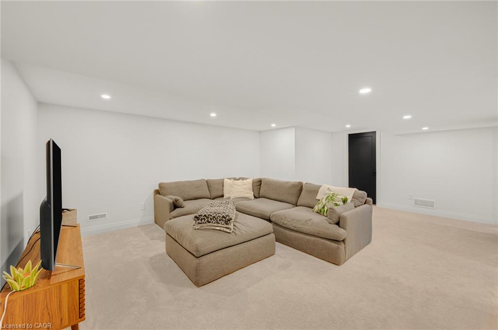 33305 Richmond Street Property Photo 28