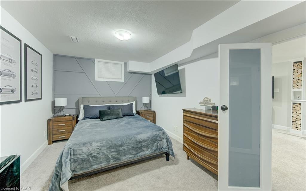 231 Steepleridge Street Property Photo 34