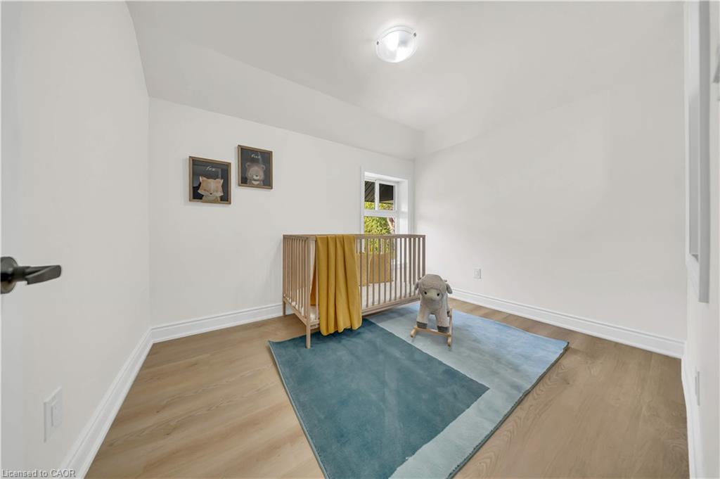 188 Courtland Avenue E Property Photo 24