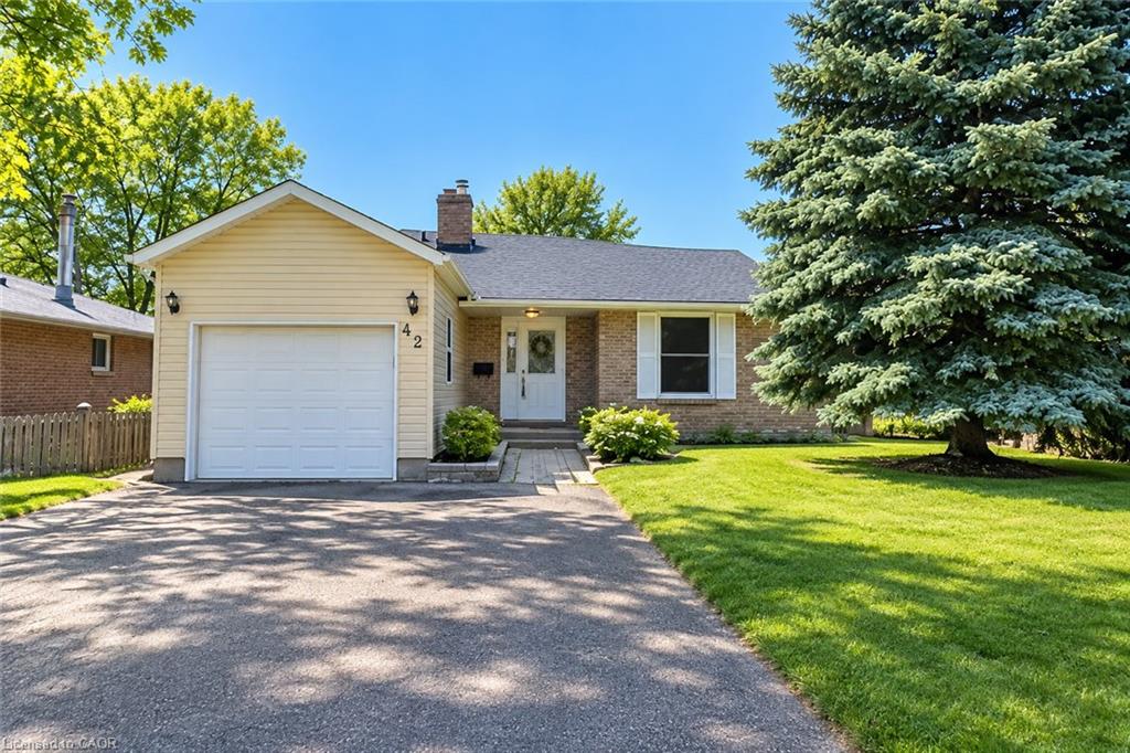 42 Southwood Court Property Photo 1