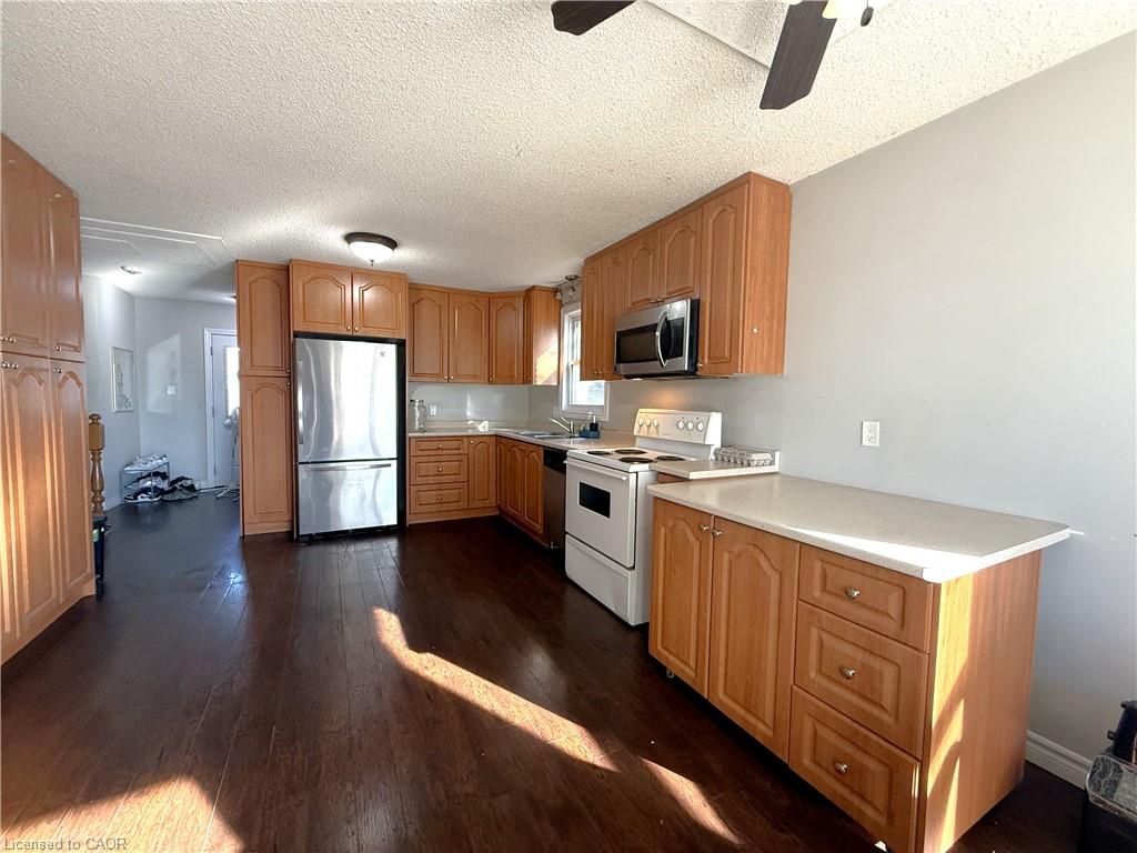 42 Southwood Court Property Photo 8