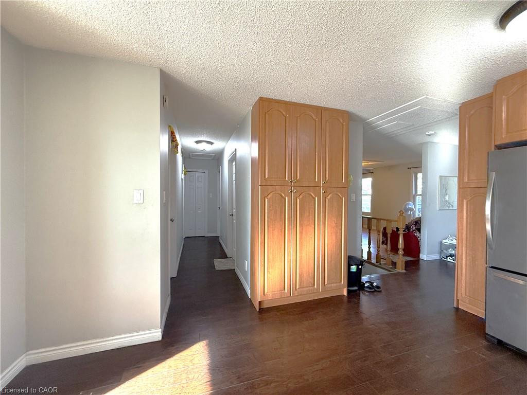 42 Southwood Court Property Photo 11