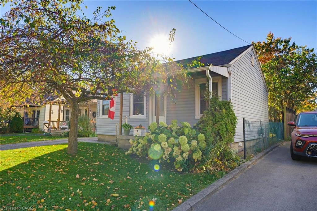9 Spencer Avenue Property Photo 2