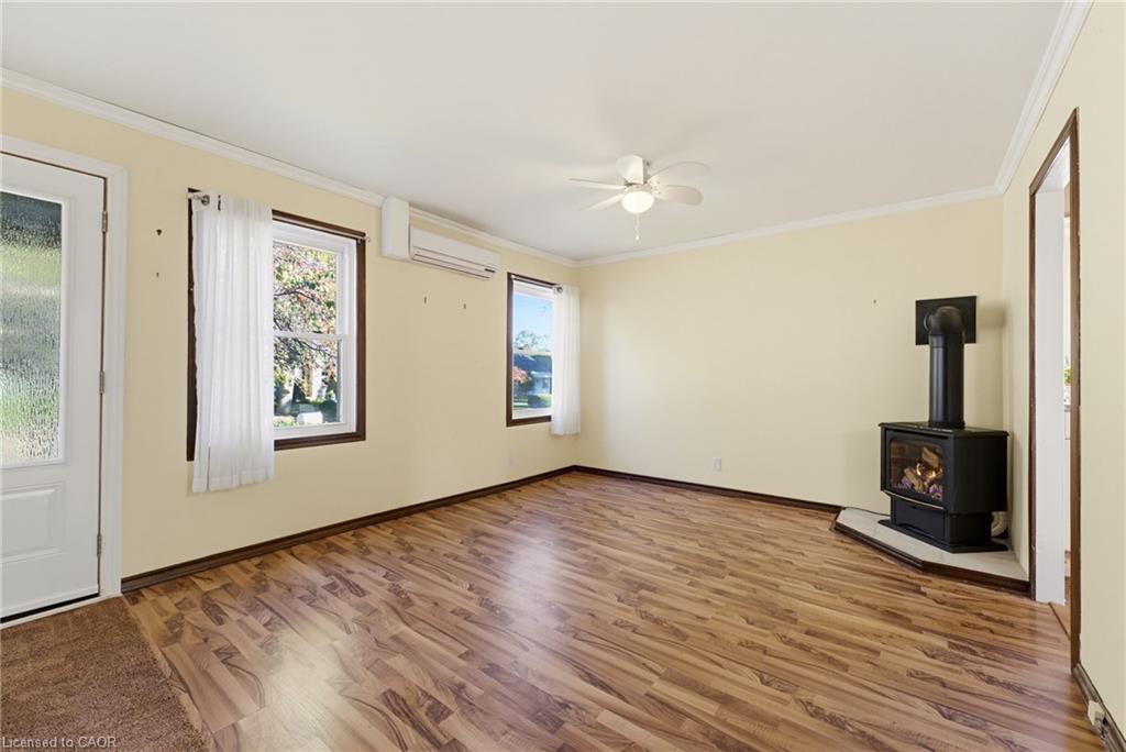 9 Spencer Avenue Property Photo 5