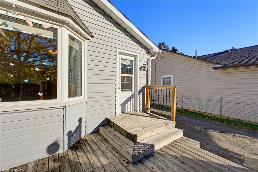 9 Spencer Avenue Property Photo 20
