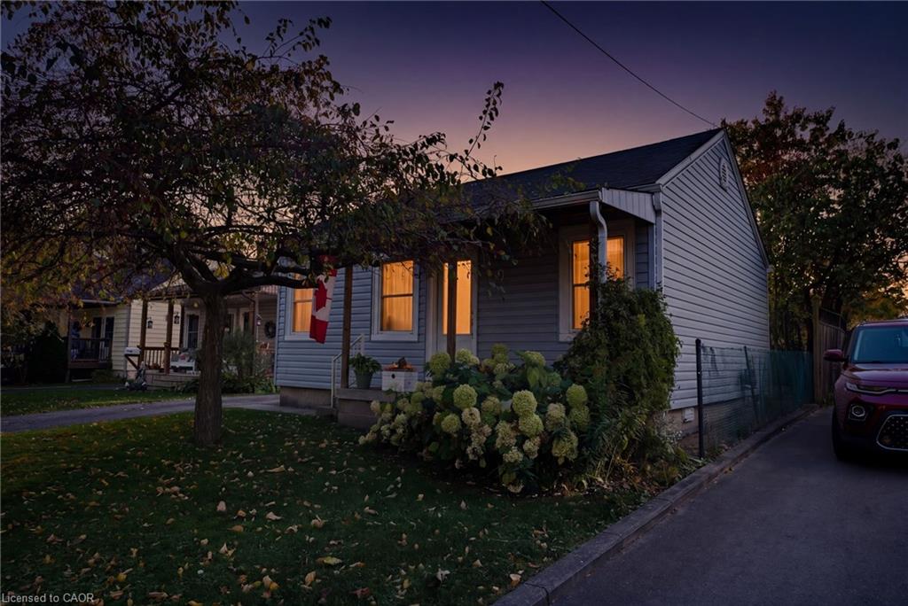 9 Spencer Avenue Property Photo 28