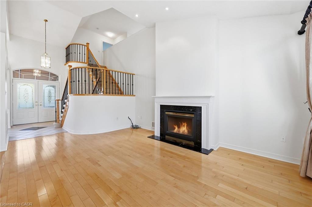 2256 Turnberry Road Property Photo 8