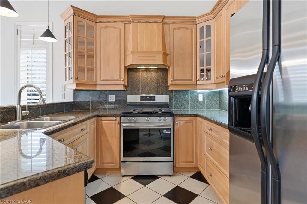 2256 Turnberry Road Property Photo 13