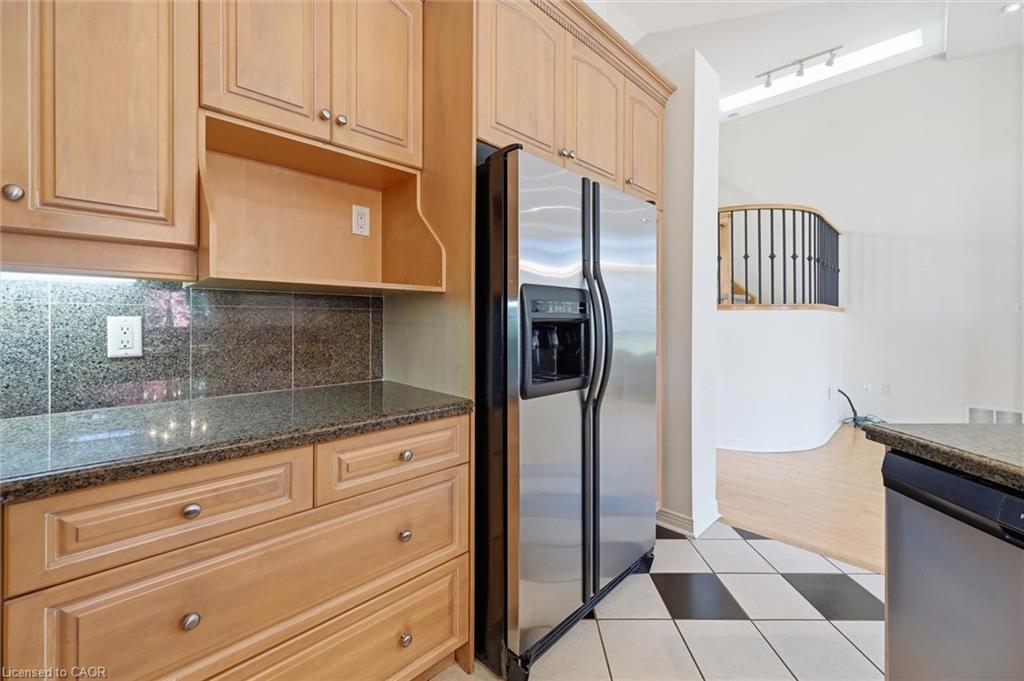 2256 Turnberry Road Property Photo 15