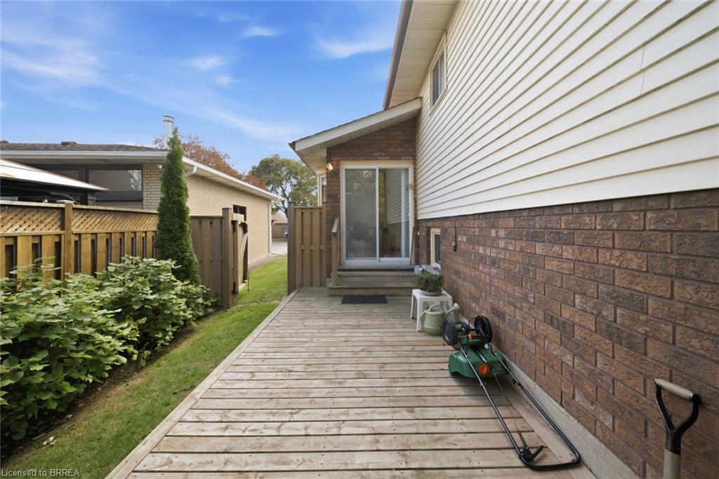 12 Spartan Drive Property Photo 28