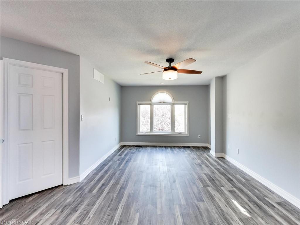 2384 Headon Road Property Photo 39