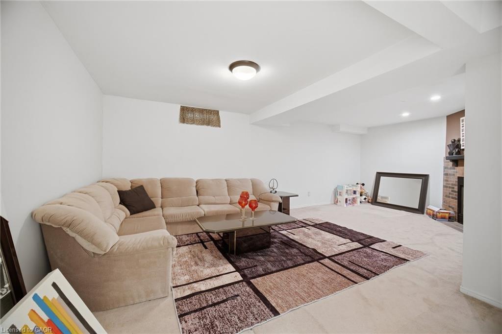 78-3079 Fifth Line W Property Photo 16