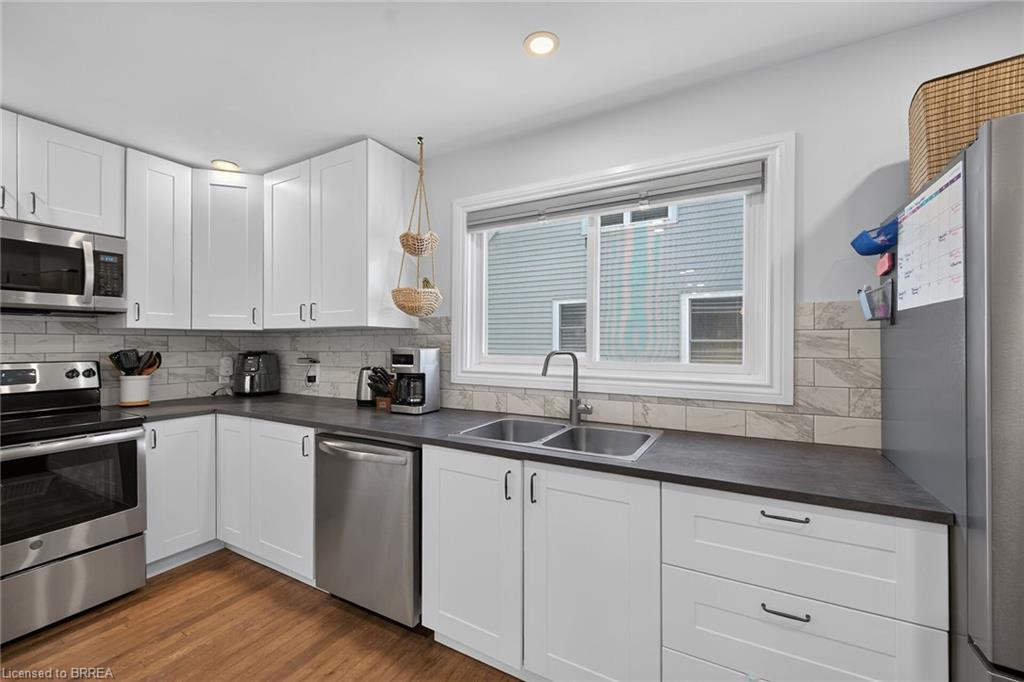 112 Wilkes Street Property Photo 8