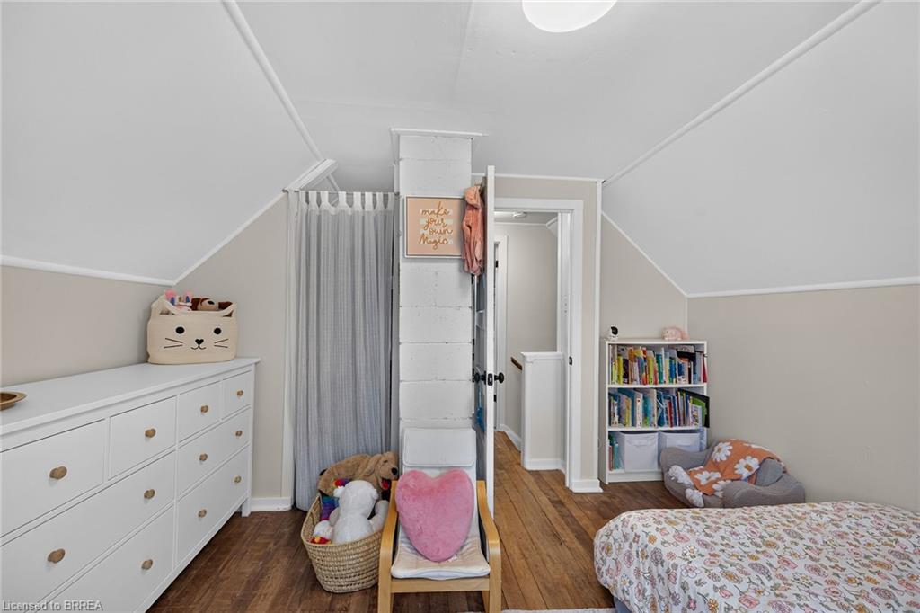 112 Wilkes Street Property Photo 32