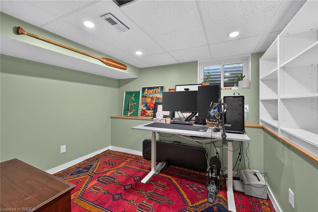 112 Wilkes Street Property Photo 36