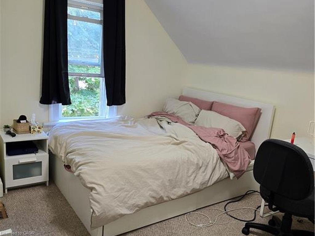10 Marshall Street Property Photo 3