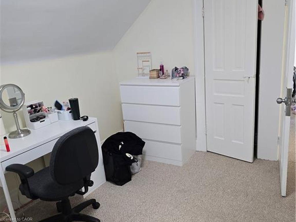10 Marshall Street Property Photo 4