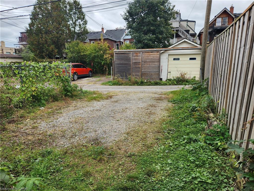 25 Gladstone Avenue Property Photo 27