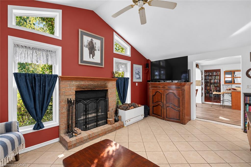 4418 Tufford Road Property Photo 5