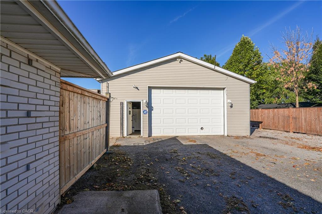 4418 Tufford Road Property Photo 14