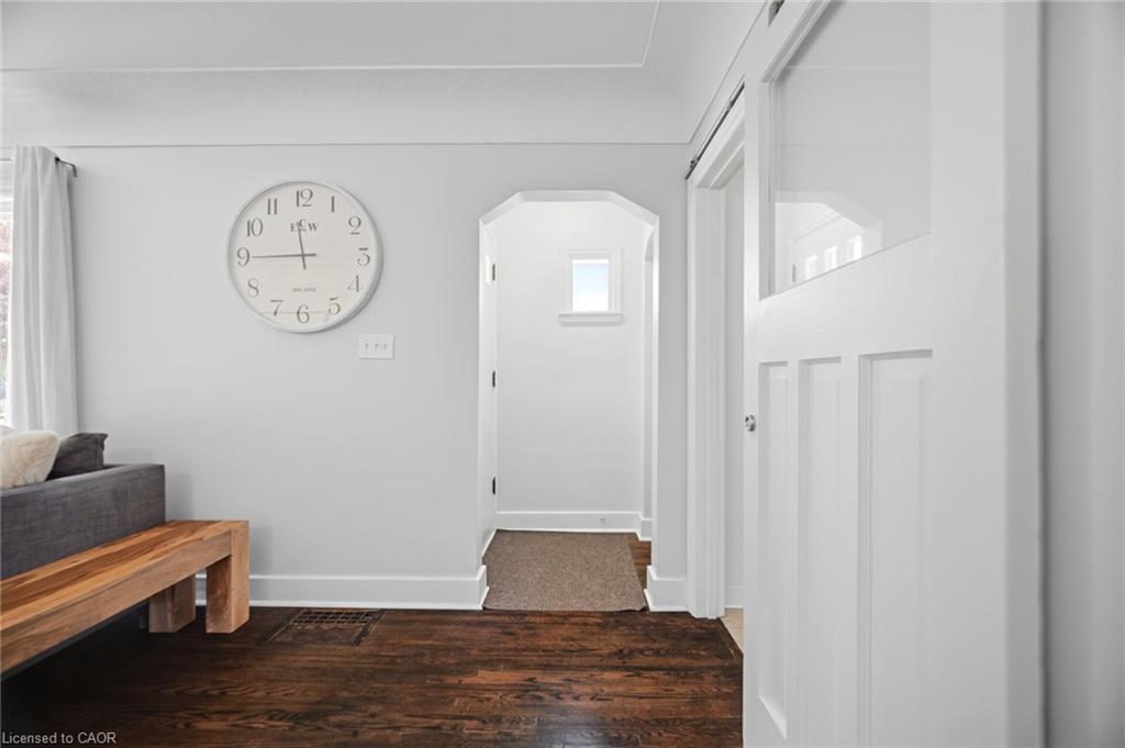 94 Clarendon Avenue Property Photo 10
