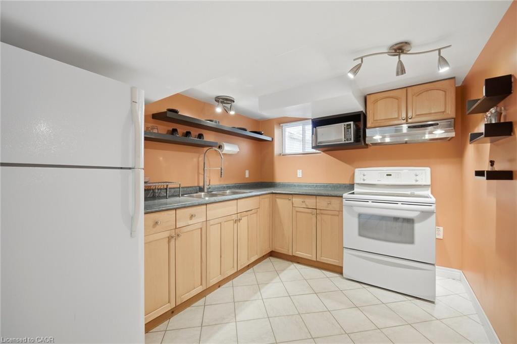 94 Clarendon Avenue Property Photo 34