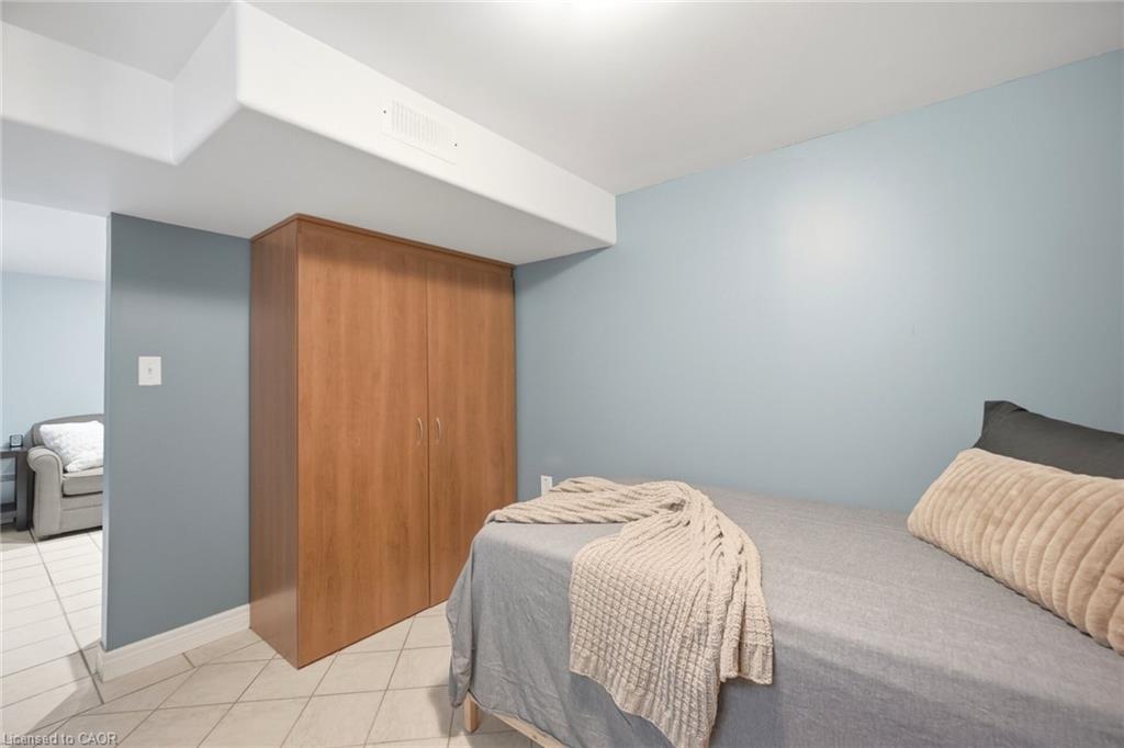94 Clarendon Avenue Property Photo 37