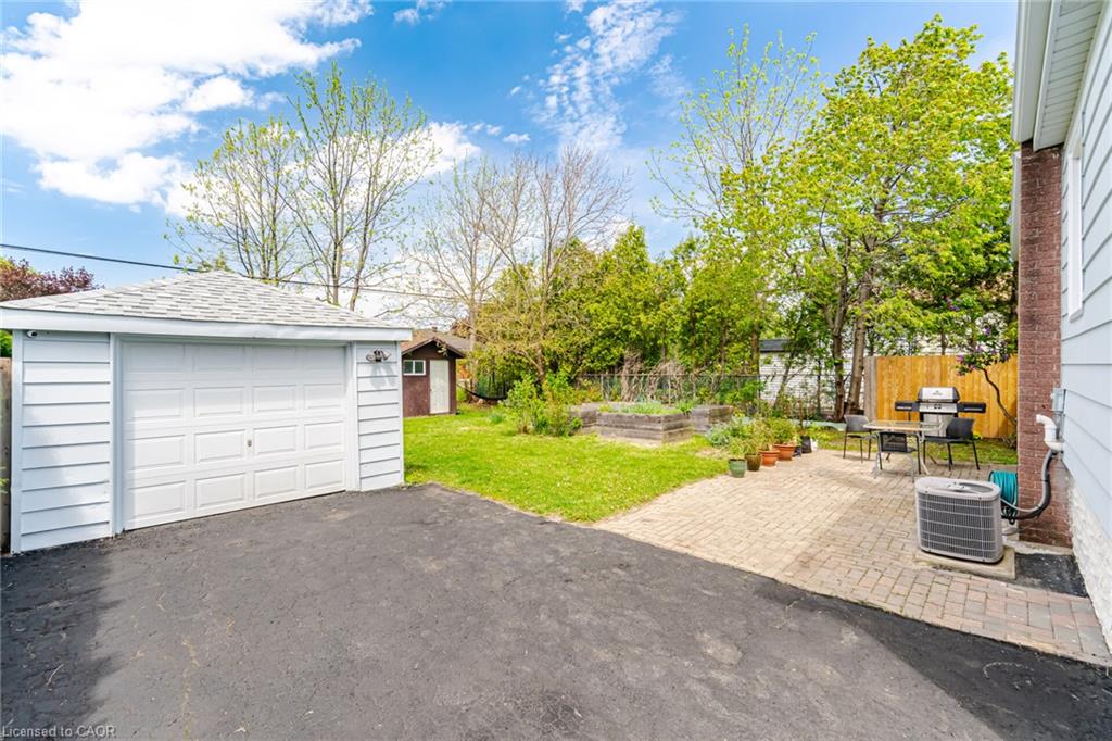 94 Clarendon Avenue Property Photo 40