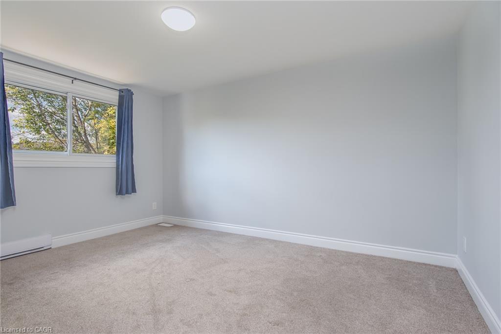 530 Parkview Crescent Property Photo 24