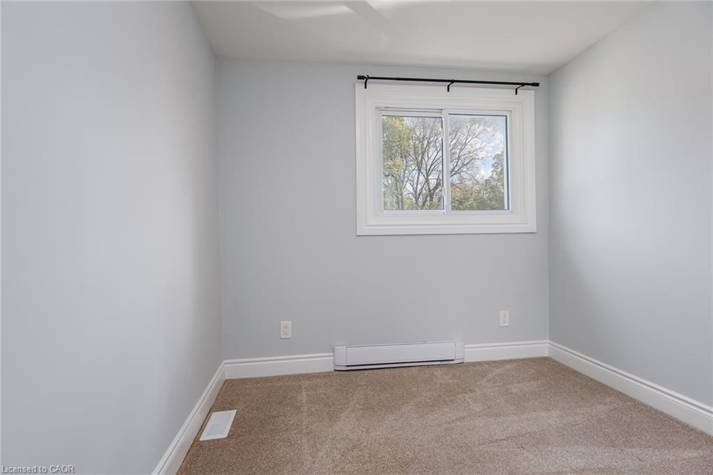 530 Parkview Crescent Property Photo 28