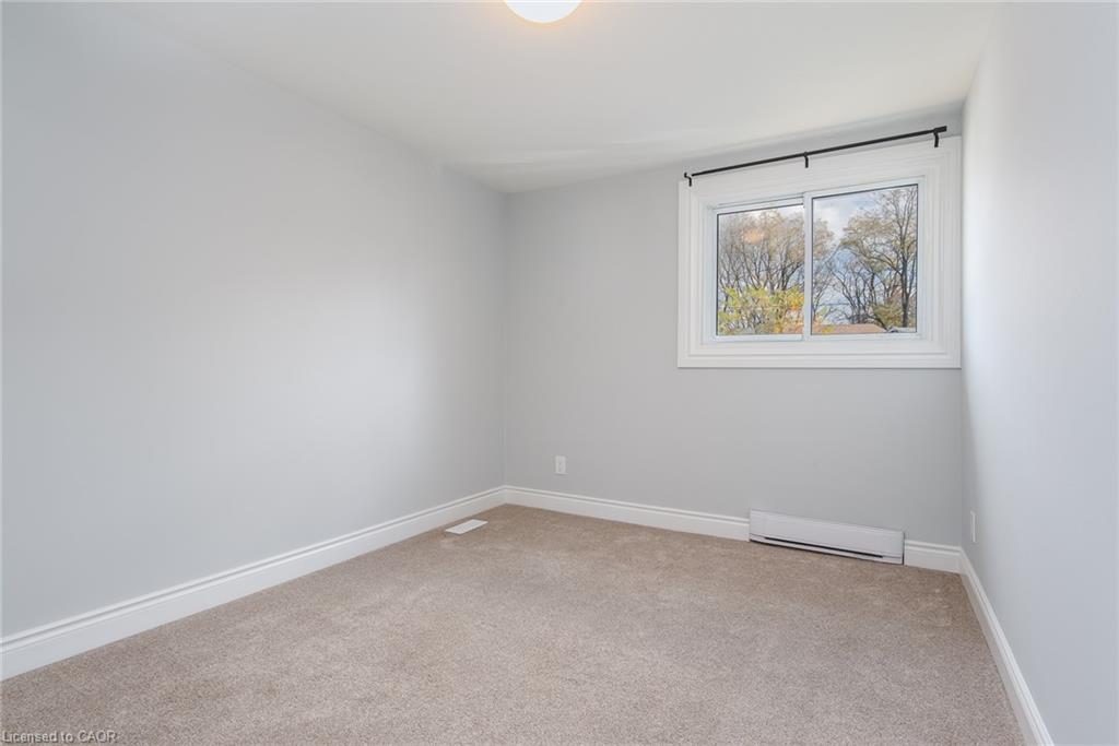 530 Parkview Crescent Property Photo 31